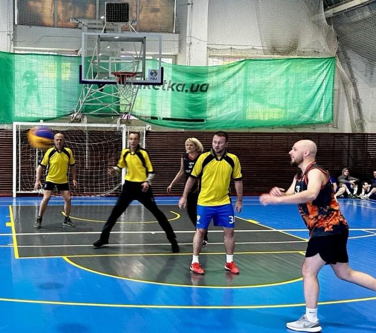 УЧАСТЬ У ЗМАГАННЯХ ХМЕЛЬНИЦЬКОЇ ЛІГИ ВЧИТЕЛІВ З БАСКЕТБОЛУ 3×3
